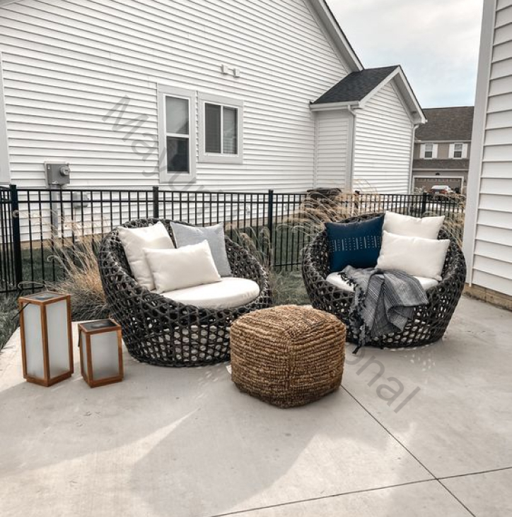 Lounge Chair in Bangalore