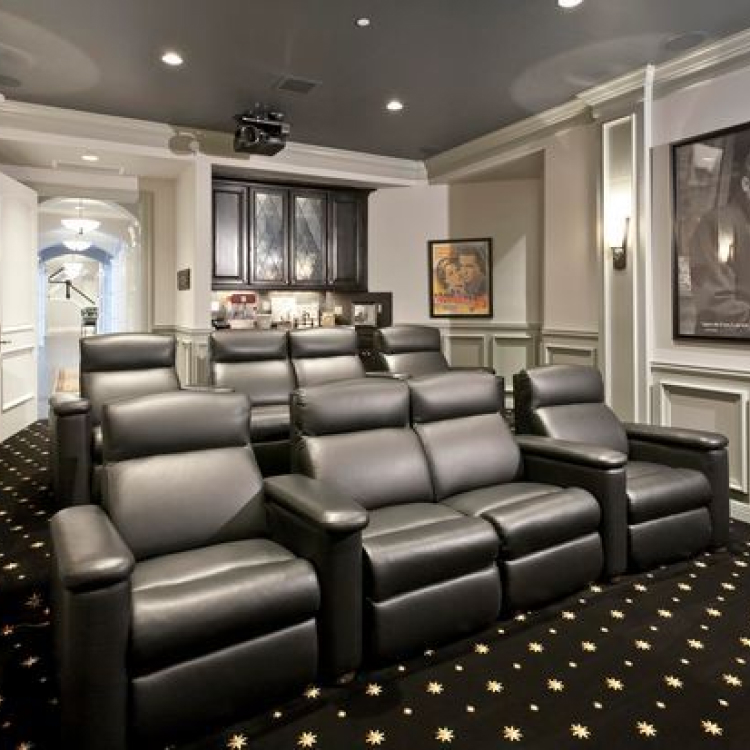 image of Recliner sofa 