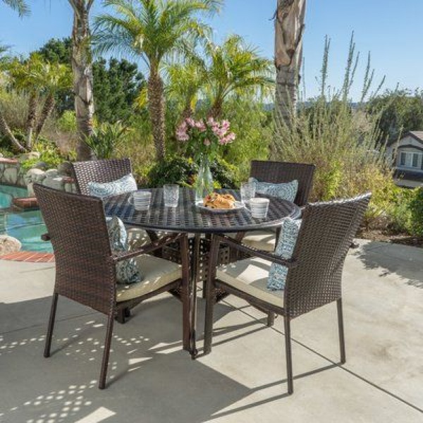 image of Chairs with Table